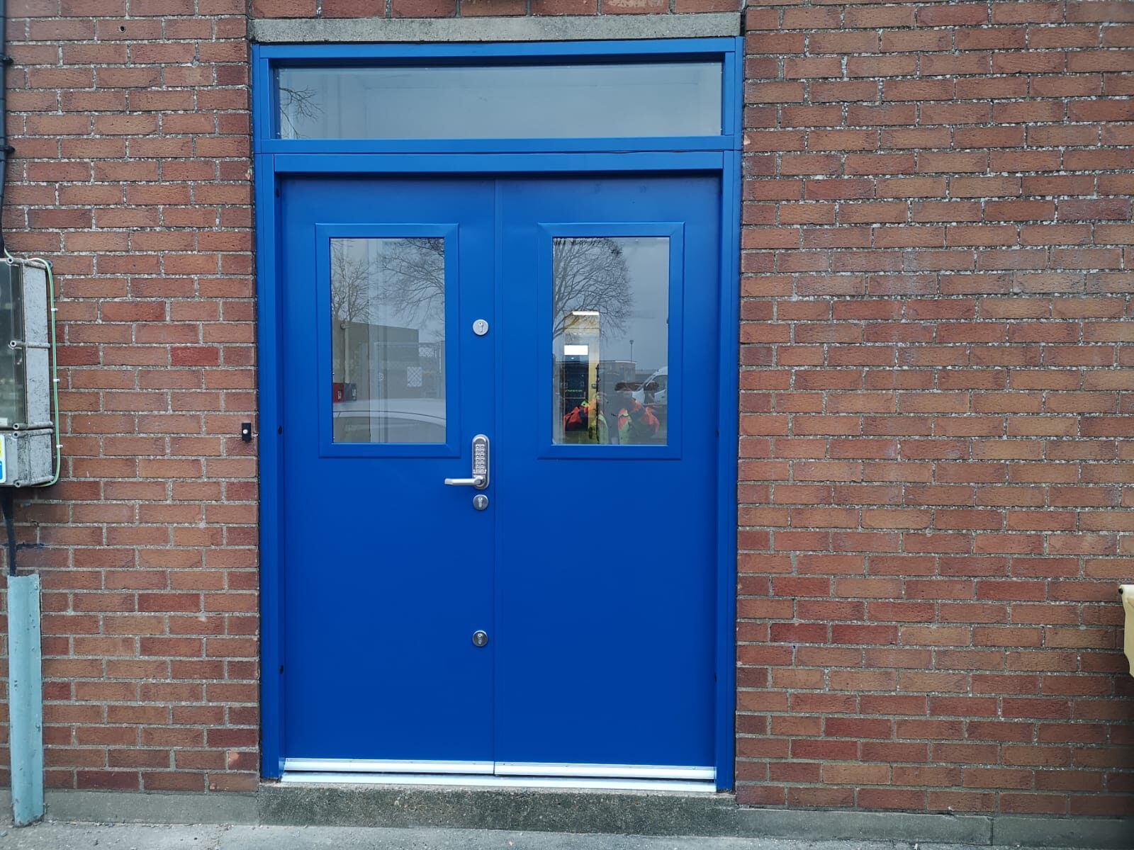 Newlinc Industrial Doors gallery image